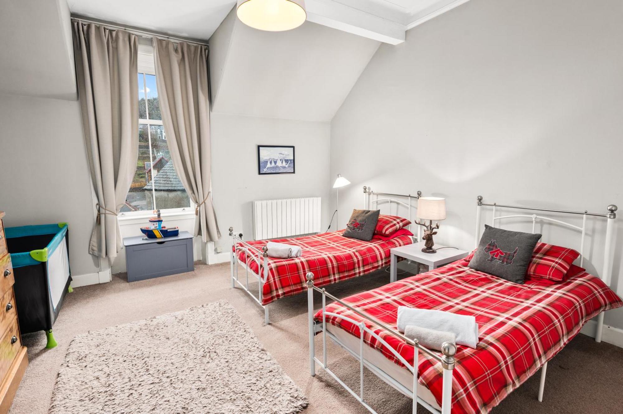 Panoramic Sea Views - Stunning 3Bd Apt & Balcony Oban Extérieur photo